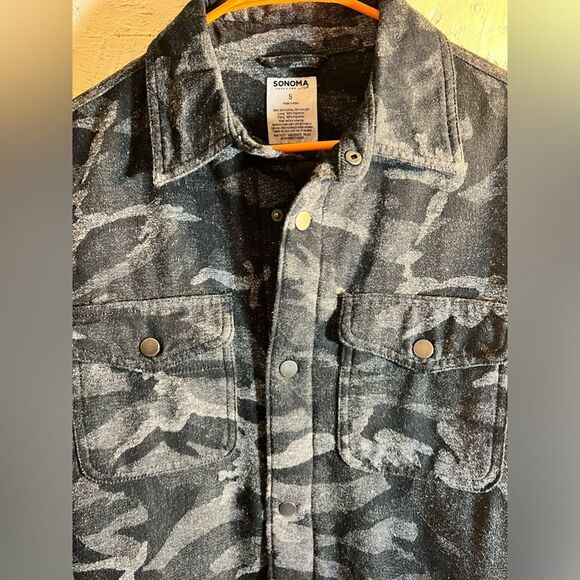 Camo Utility/Barn Jacket NWT quilted inside by Sonoma Retails $100 - Picture 2 of 13